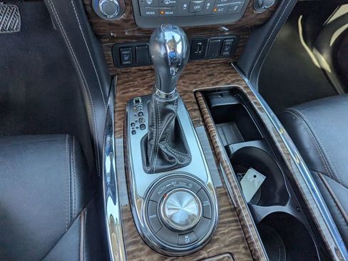 Used 2019 Nissan Armada SL w/ Premium Package image 14