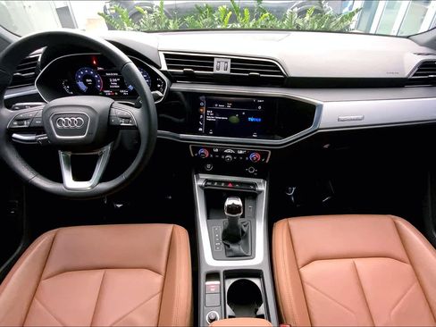 Used 2021 Audi Q3 2.0T Premium w/ Convenience Package image 16