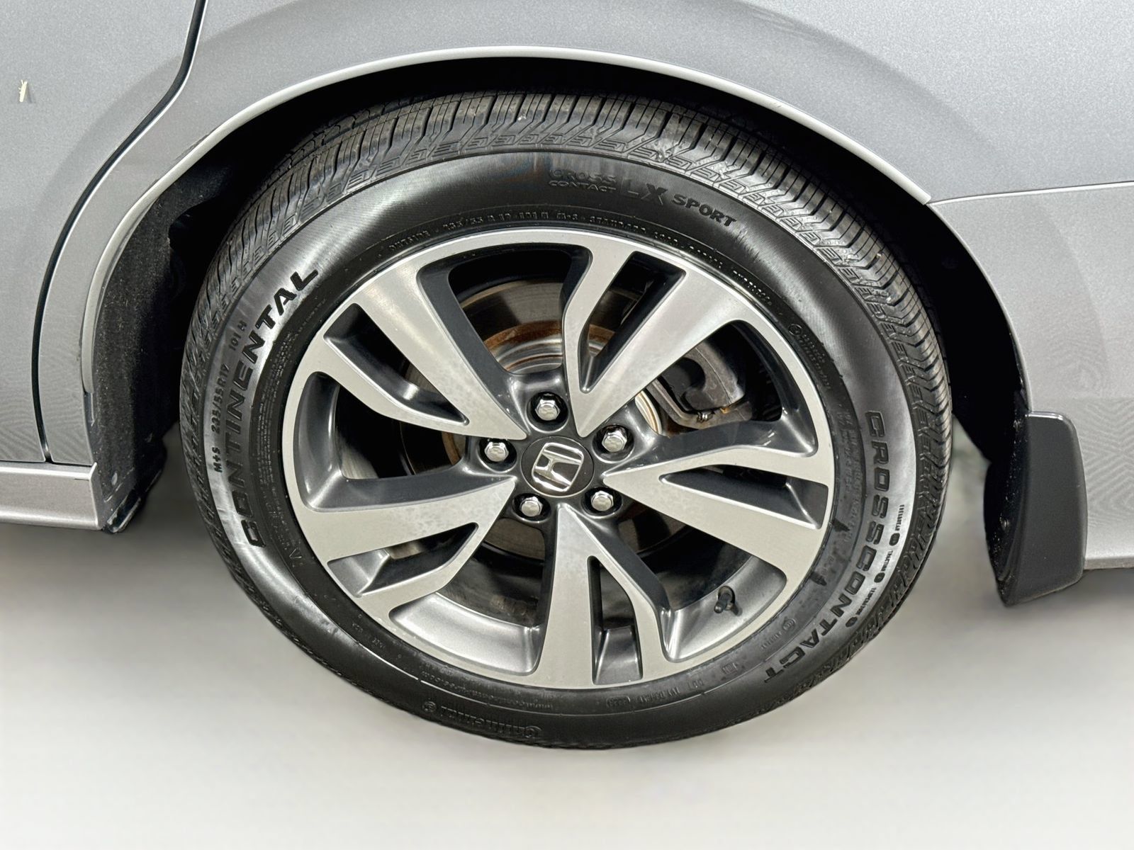 Used 2023 Honda Odyssey Touring image 8