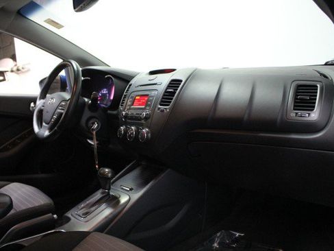 Used 2015 Kia Forte EX image 24