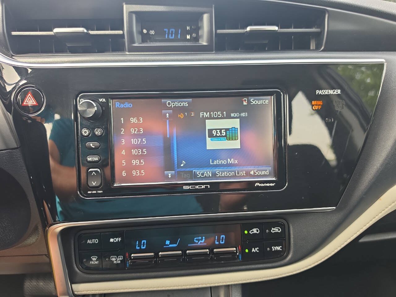 Used 2016 Scion iM FWD image 14