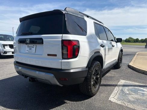 Used 2026 Honda Passport TrailSport Elite image 4
