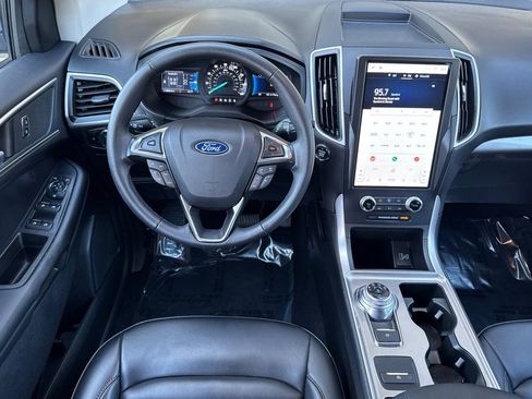 Certified 2024 Ford Edge SEL w/ Convenience Package AWD/4WD image 15