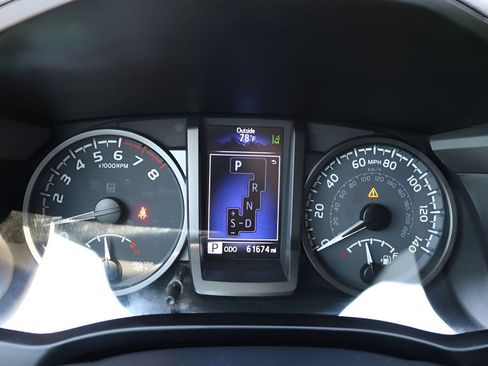 Used 2020 Toyota Tacoma TRD Pro AWD/4WD image 25