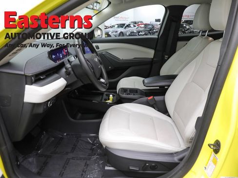 Used 2025 Ford Mustang Mach-E Premium AWD/4WD image 14