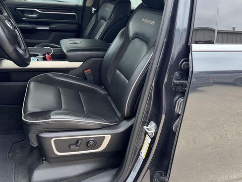 Used 2020 RAM 1500 Laramie AWD/4WD image 10