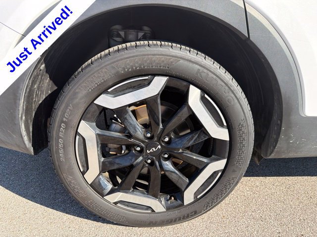 Used 2025 Kia Telluride S FWD image 17