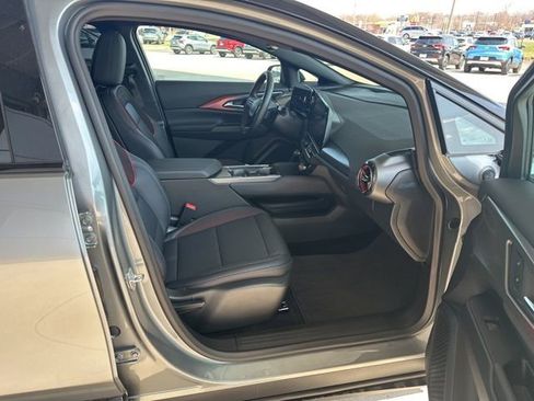 New 2026 Chevrolet Equinox EV RS AWD/4WD image 24