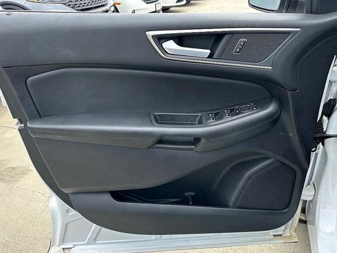Used 2022 Ford Edge SEL image 14