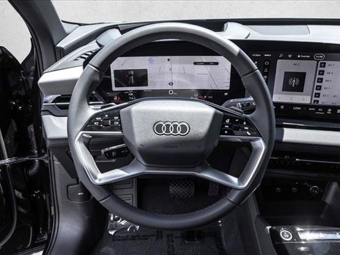New 2027 Audi Q6 e-tron Prestige AWD/4WD image 13