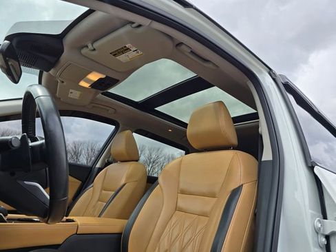 Used 2021 Nissan Rogue Platinum image 35