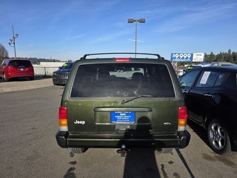 Used 1998 Jeep Cherokee Sport image 8
