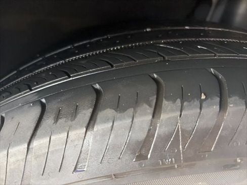 Used 2021 Ford Escape SE w/ Convenience Package image 25