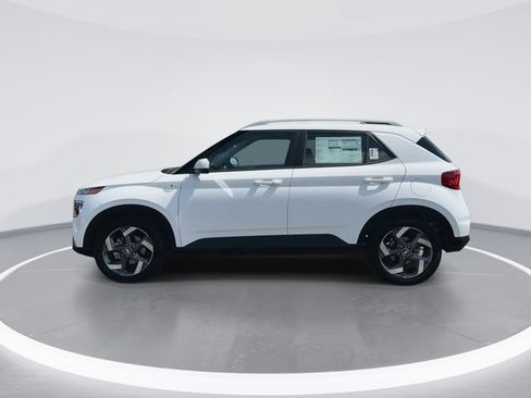 New 2026 Hyundai Venue SEL FWD image 5