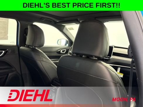 New 2026 Jeep Compass Limited w/ Sun, Sound & Navigation Group AWD/4WD image 13
