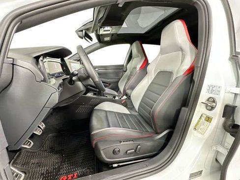 Used 2022 Volkswagen GTI Autobahn image 4