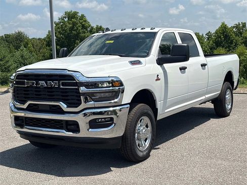 New 2025 RAM 2500 Tradesman w/ Chrome Appearance Group image 4