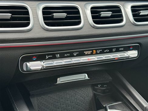 Certified 2023 Mercedes-Benz GLS 450 4MATIC image 25