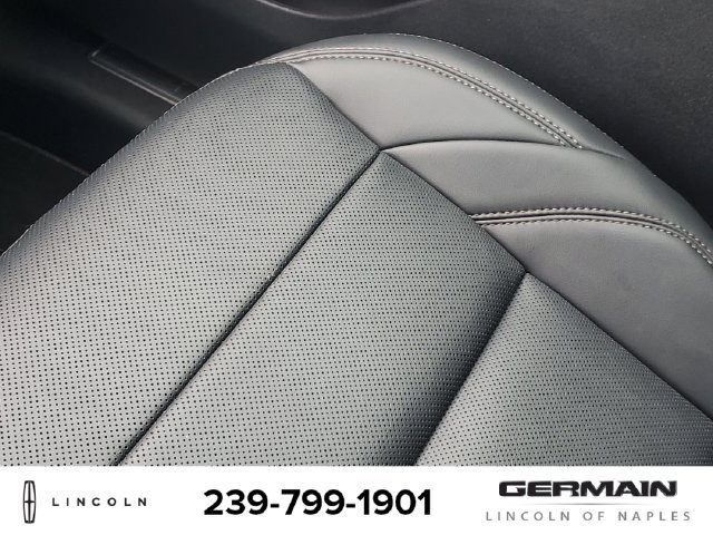 Certified 2024 Lincoln Nautilus Premier w/ Jet Appearance Package AWD/4WD image 29