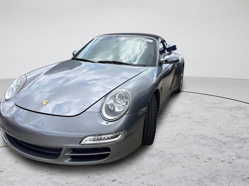 Used 2006 Porsche 911 Carrera RWD image 1