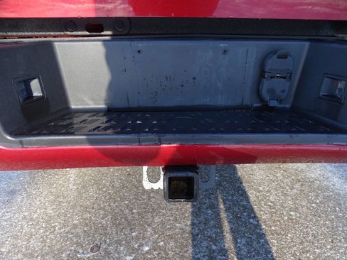 Used 2017 Nissan Titan Platinum Reserve image 11