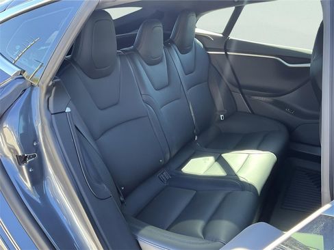 Used 2018 Tesla Model S 75D image 36