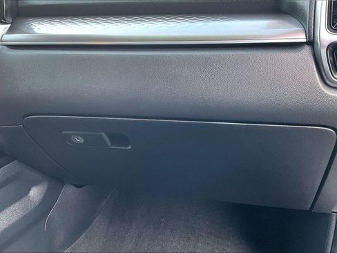 Used 2022 Kia Sorento S image 17