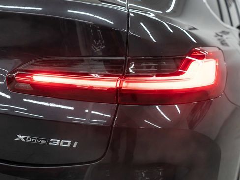 Used 2025 BMW X4 xDrive30i w/ Premium Package image 46