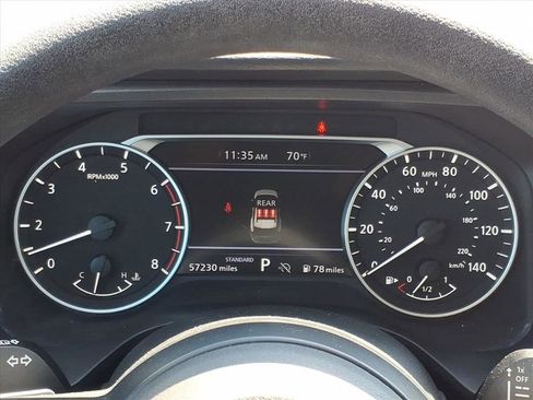 Used 2024 Nissan Rogue S image 15