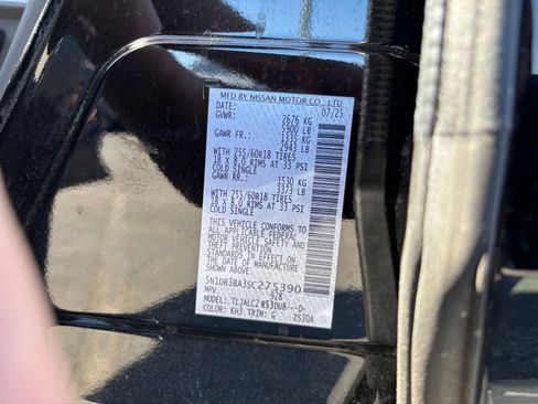 Used 2025 Nissan Pathfinder SV FWD image 32