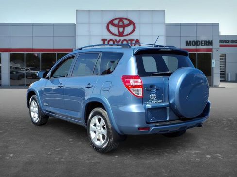 Used 2010 Toyota RAV4 Limited image 4