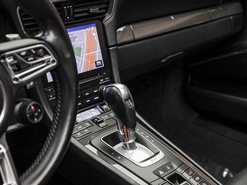 Certified 2017 Porsche 911 Targa 4S image 19