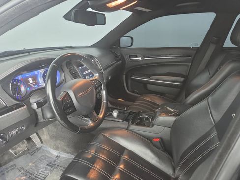 Used 2019 Chrysler 300 S RWD image 15