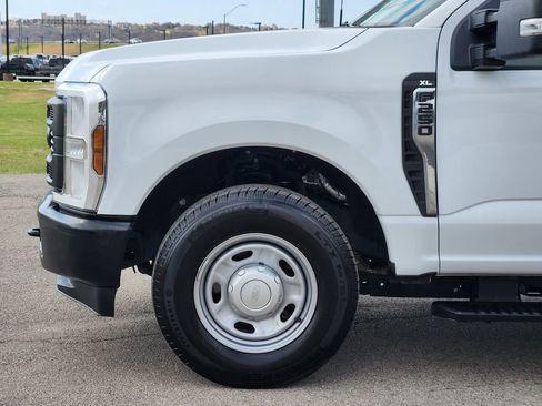 Used 2024 Ford F250 XL image 8