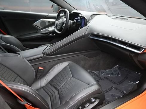 Used 2024 Chevrolet Corvette Stingray Premium Cpe w/ Z51 Performance Package RWD image 18