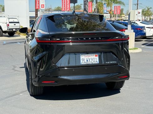 Used 2024 Lexus RZ 300e Premium w/ Technology Package image 9