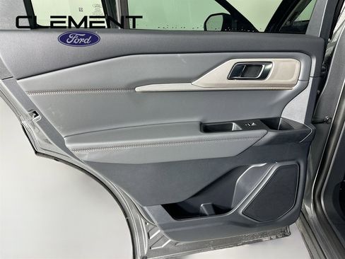 New 2026 Ford Explorer Active image 27