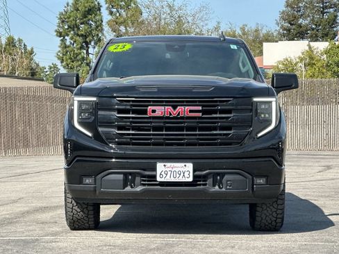 Used 2023 GMC Sierra 1500 Elevation w/ X31 Off-Road Package AWD/4WD image 8