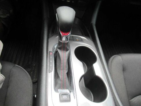 Used 2024 Chevrolet Malibu RS FWD image 21