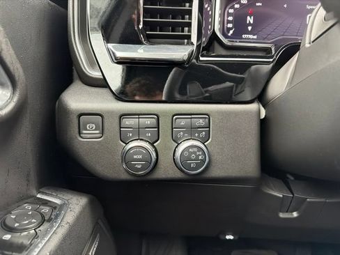Used 2025 GMC Sierra 1500 Elevation AWD/4WD image 24