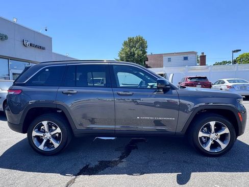 New 2026 Jeep Grand Cherokee Limited AWD/4WD image 8