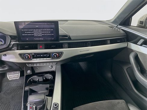 Used 2021 Audi A4 2.0T Premium Plus w/ Premium Plus Package image 20