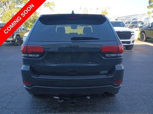 Used 2018 Jeep Grand Cherokee Altitude AWD/4WD image 4