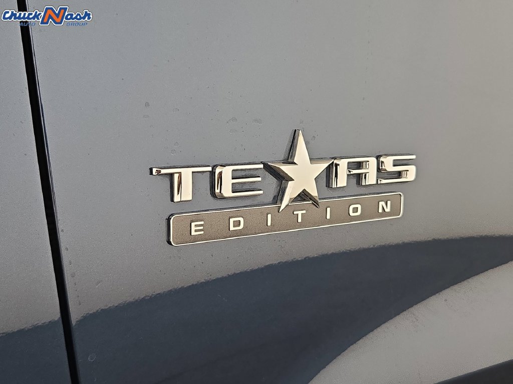 Used 2022 Chevrolet Silverado 1500 LTZ w/ Z71 Off-Road Package AWD/4WD image 36