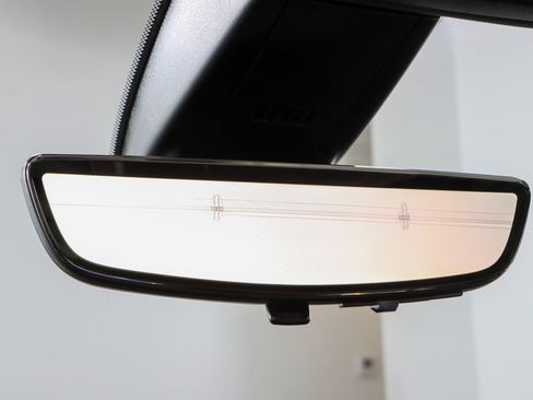 Used 2023 Cadillac XT6 Sport w/ Technology Package image 22