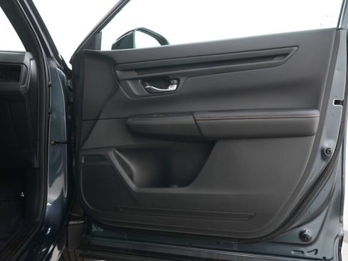 Used 2026 Honda CR-V Sport image 9