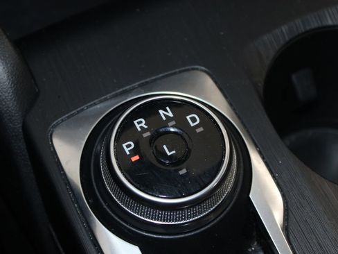 Used 2025 Ford Escape ST-Line AWD/4WD image 26