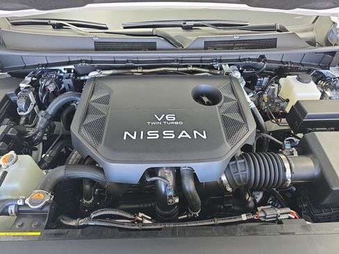 New 2026 Nissan Armada Platinum image 32