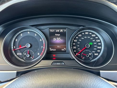 Used 2019 Volkswagen Atlas SE AWD/4WD image 32