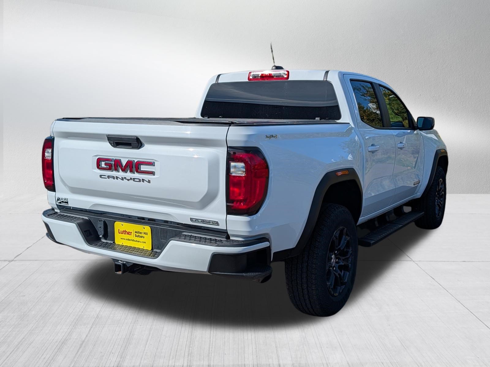Used 2023 GMC Canyon Elevation w/ Trailering Package AWD/4WD image 7